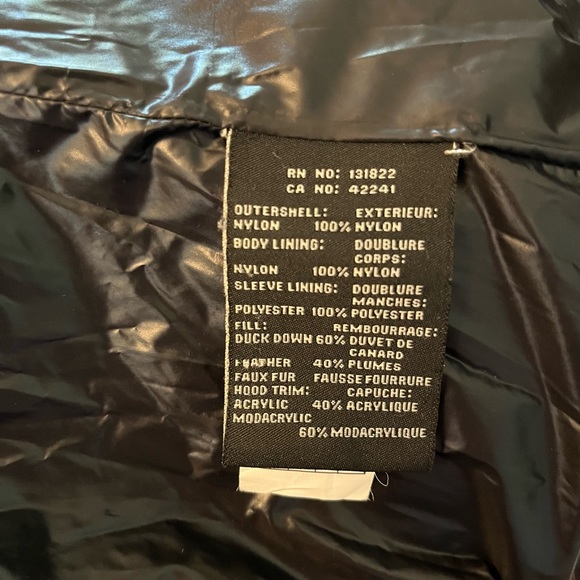 S13 womens red jacket. Premium down and feather fill. - Picture 7 of 8